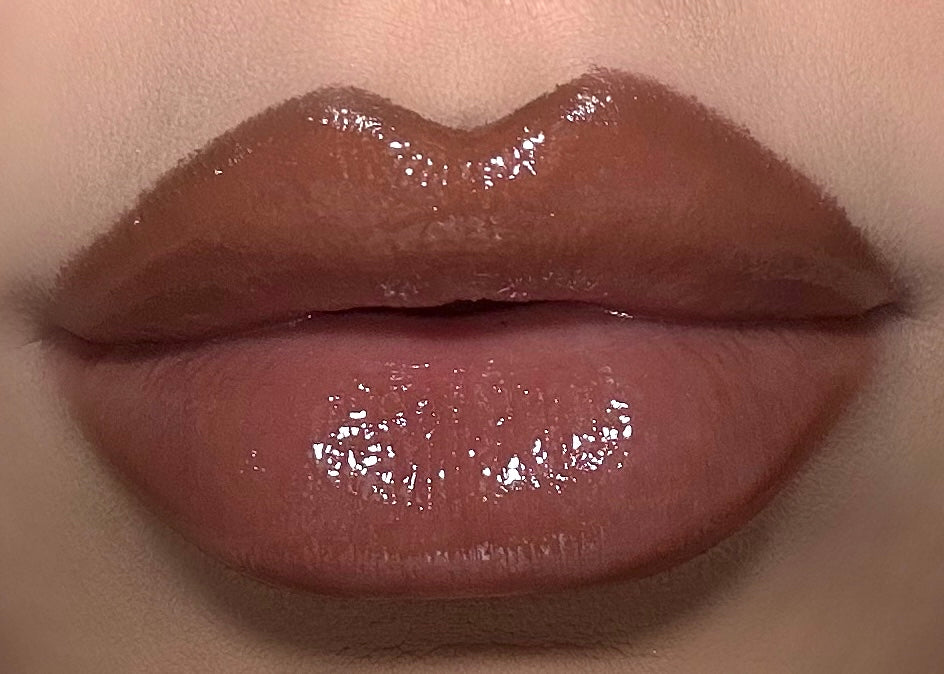 Besos lip gloss